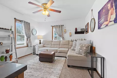 Living - 1815 N Ullman St, Appleton, WI 54911 photo 5 of 5