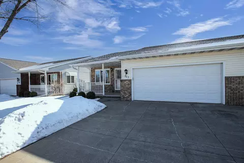 311 Parkview Ln, Kimberly, WI 54136