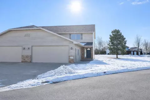 w3127 Glenbrooke Court, Appleton, WI 54915