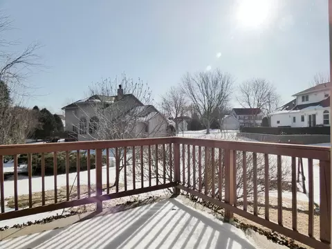 Exterior - 125 E Wayfarer Ln, Appleton, WI 54913 photo 4 of 8