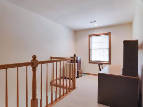 Entry Way - 125 E Wayfarer Ln, Appleton, WI 54913 photo 2 of 2