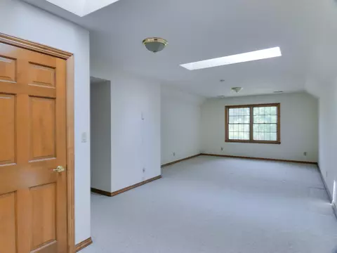 Bedroom - 125 E Wayfarer Ln, Appleton, WI 54913 photo 3 of 9