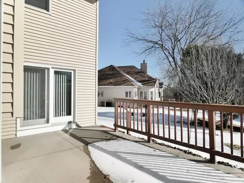 Exterior - 125 E Wayfarer Ln, Appleton, WI 54913 photo 2 of 8