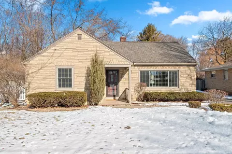 2216 Glendale Ave, Green Bay, WI 54303