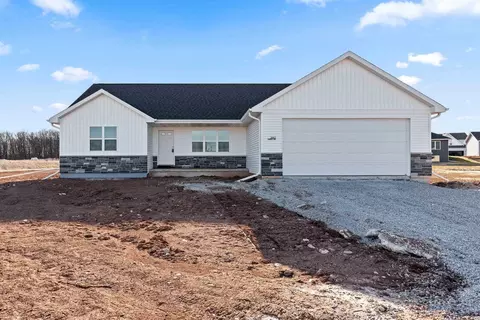2662 Lawrence Ln, Neenah, WI 54956