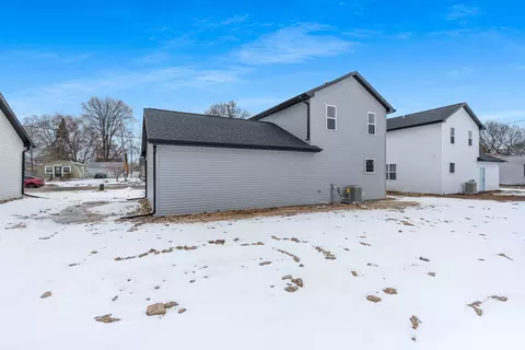 Exterior - 431 Scott St, Ripon, WI 54971 photo 5 of 5