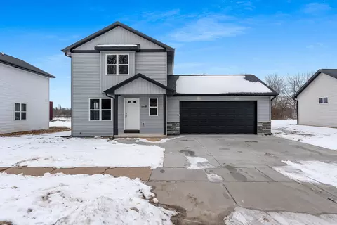 Exterior - 431 Scott St, Ripon, WI 54971 photo 4 of 5