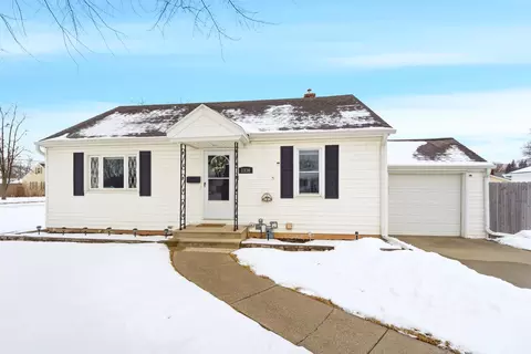 1336 Wirtz Ave, Green Bay, WI 54304
