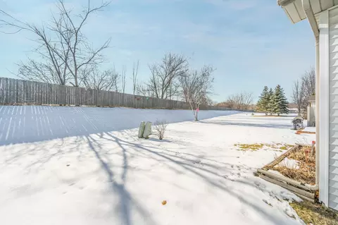 Exterior - 1821 E Sylvan Ave, Appleton, WI 54915 photo 3 of 6