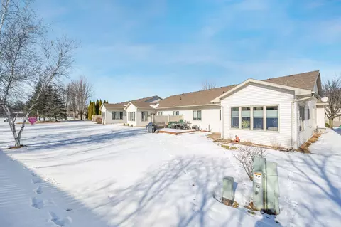 Exterior - 1821 E Sylvan Ave, Appleton, WI 54915 photo 6 of 6