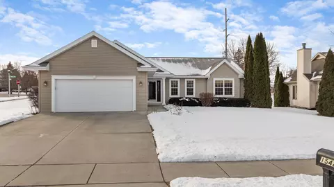 1542 Primrose Ln, Fond Du Lac, WI 54935