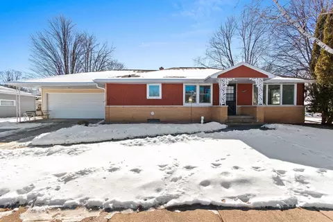 1235 W Frances St, Appleton, WI 54914