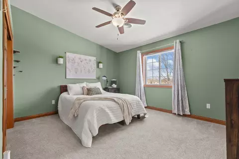 Bedroom - 2362 E Plank Cir #D, Appleton, WI 54915 photo 5 of 8
