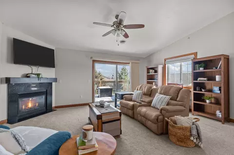 Living - 2362 E Plank Cir #D, Appleton, WI 54915 photo 1 of 6