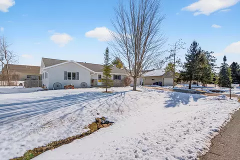 Exterior - 144 Baldwin Ct, Appleton, WI 54915 photo 3 of 8