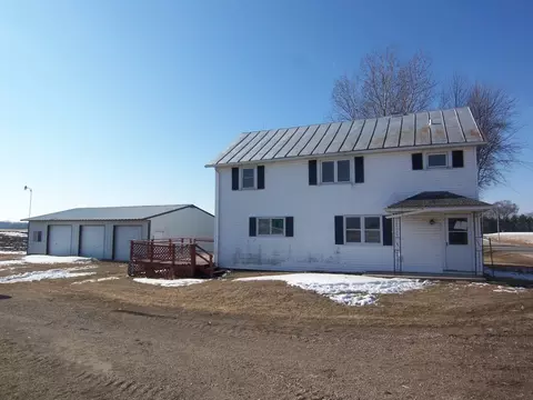 20401 Sunny Slope Rd, Reedsville, WI 54230