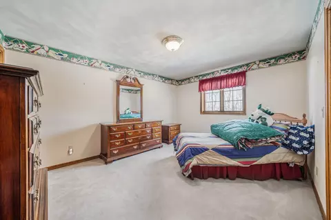 Bedroom - 600 E Woodcrest Dr, Appleton, WI 54915 photo 4 of 9