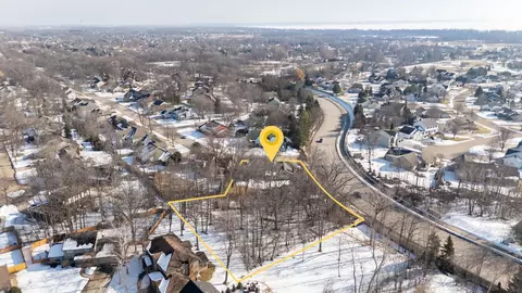 View/Area - 600 E Woodcrest Dr, Appleton, WI 54915 photo 7 of 9