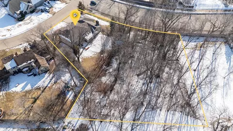 View/Area - 600 E Woodcrest Dr, Appleton, WI 54915 photo 8 of 9
