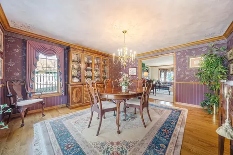 Dining - 600 E Woodcrest Dr, Appleton, WI 54915 photo 2 of 5