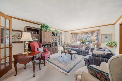 Living - 600 E Woodcrest Dr, Appleton, WI 54915 photo 2 of 7