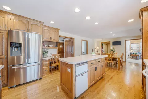 Kitchen - 600 E Woodcrest Dr, Appleton, WI 54915 photo 2 of 5