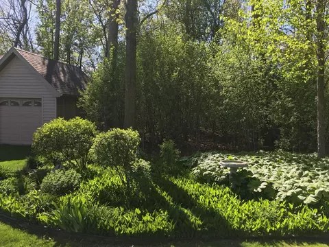 Exterior - 600 E Woodcrest Dr, Appleton, WI 54915 photo 5 of 11