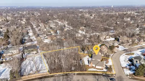 View/Area - 600 E Woodcrest Dr, Appleton, WI 54915 photo 5 of 9