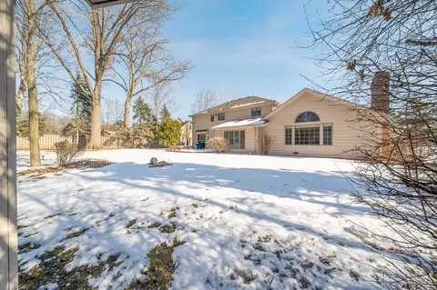 Exterior - 600 E Woodcrest Dr, Appleton, WI 54915 photo 8 of 11