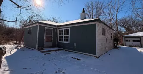 9320 4th Ave, Pleasant Prairie, WI 53158