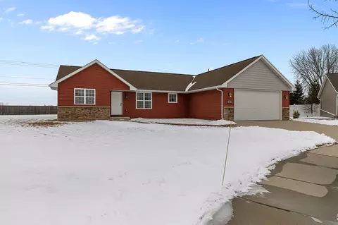 Exterior - 5120 N Gala Ct, Appleton, WI 54913 photo 7 of 7
