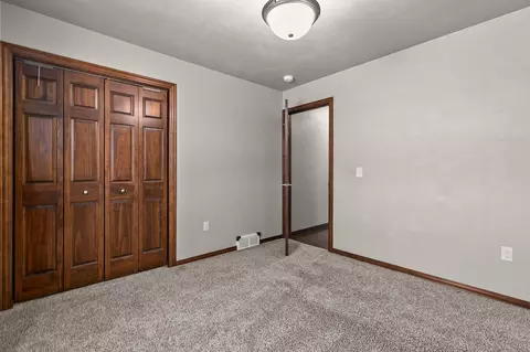 Bedroom - 5120 N Gala Ct, Appleton, WI 54913 photo 6 of 6