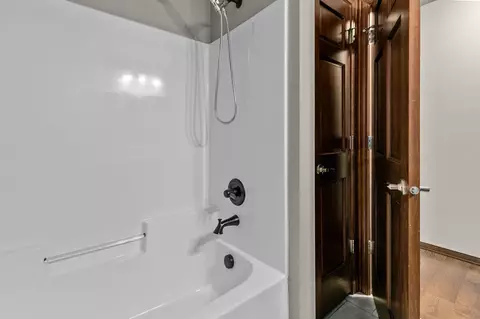 Bath - 5120 N Gala Ct, Appleton, WI 54913 photo 4 of 4