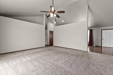 Living - 5120 N Gala Ct, Appleton, WI 54913 photo 5 of 6
