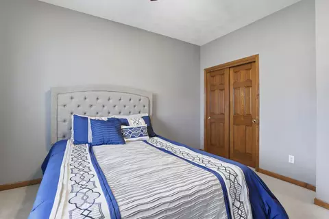 Bedroom - 4207 N Tigerlily Dr, Appleton, WI 54913 photo 3 of 7
