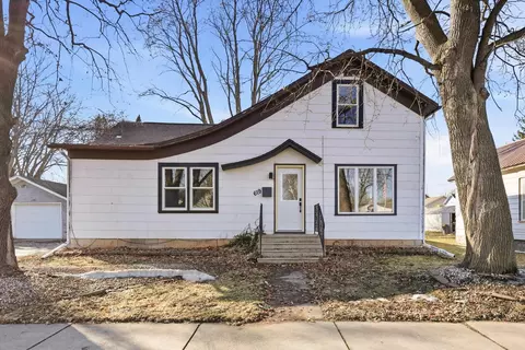 619 S Main St, Seymour, WI 54165