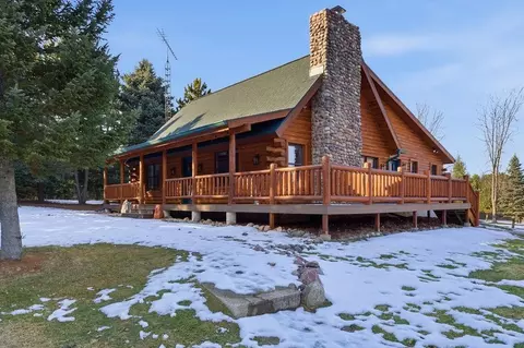 n645 37th Avenue, Omro, WI 54963