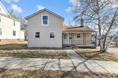 313 S Lincoln Ave, Beaver Dam, WI 53916