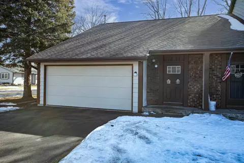 Exterior - 2895 W 4th St #2A, Appleton, WI 54914 photo 2 of 6