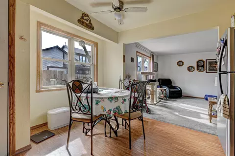 Dining - 2895 W 4th St #2A, Appleton, WI 54914 photo 1 of 1