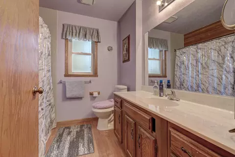 Bath - 2895 W 4th St #2A, Appleton, WI 54914 photo 2 of 2