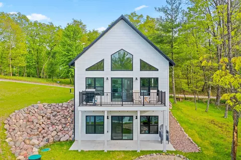 W5070 W Long Lake Road, Waupaca, WI 54981