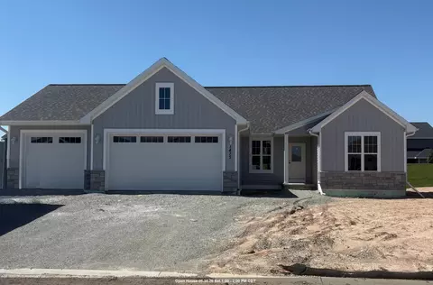 1415 Divinity Dr, De Pere, WI 54115