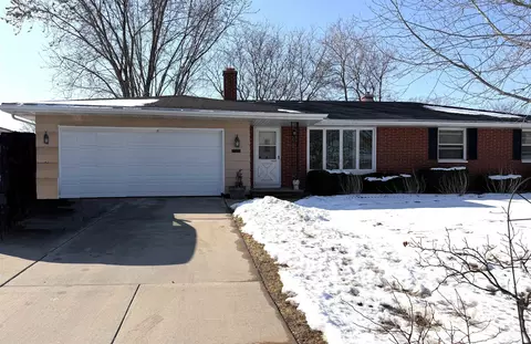 2320 Manitowoc Rd, Green Bay, WI 54311