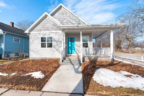 900 S Greenwood Ave, Green Bay, WI 54304