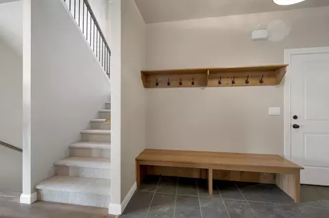 Entry Way - 263 Kerrigan Dr, Wrightstown, WI 54180 photo 6 of 9