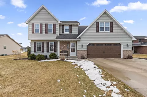 1536 Van Rd, Green Bay, WI 54311