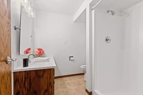 Bath - 36 Apache Ct, Appleton, WI 54911 photo 5 of 5