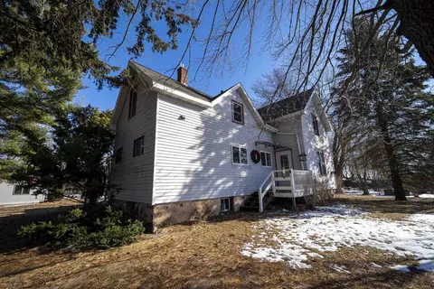n916 County Road H, Fremont, WI 54940