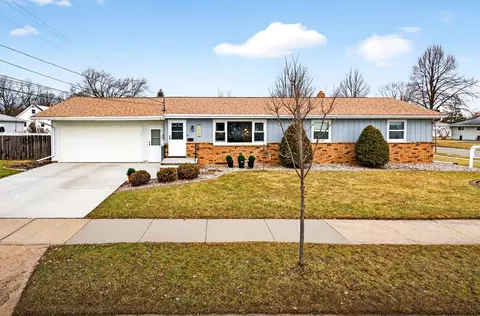Exterior - 1428 E Pershing St, Appleton, WI 54911 photo 11 of 11